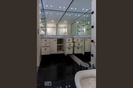 Apartamento para alugar com 112m², 3 quartos e 2 vagasBanheiro da Suíte 