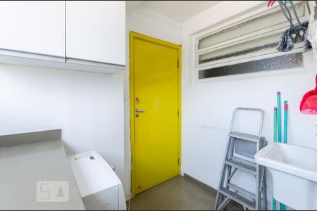 Apartamento para alugar com 112m², 3 quartos e 1 vagaÁrea de serviço
