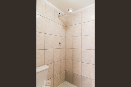 Banheiro de casa para alugar com 1 quarto, 70m² em Vila Guarani (zona Sul), São Paulo