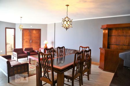 Sala de apartamento para alugar com 3 quartos, 174m² em Vila Tupi, Praia Grande