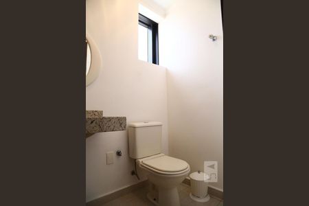 Lavabo de apartamento para alugar com 3 quartos, 174m² em Vila Tupi, Praia Grande