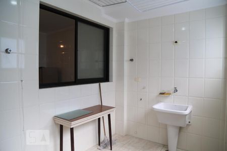 Apartamento para alugar com 174m², 3 quartos e 2 vagasDetalhe da area de serviço