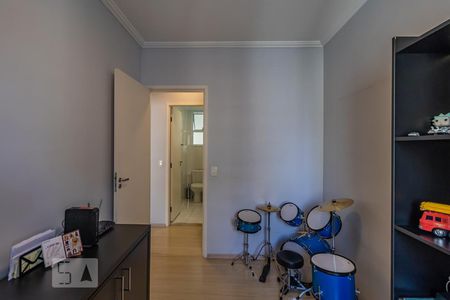 Quarto 1 de apartamento à venda com 3 quartos, 79m² em Jardim Tupanci, Barueri