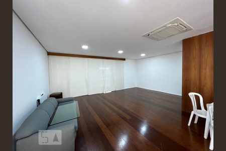 Apartamento para alugar com 100m², 3 quartos e 1 vagaÁrea comum - Salão de festas