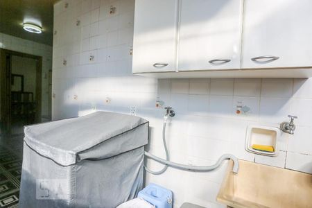 Apartamento à venda com 63m², 2 quartos e 1 vaga Apartamento à venda com 63m², 2 quartos e 1 vagaArea de Serviço