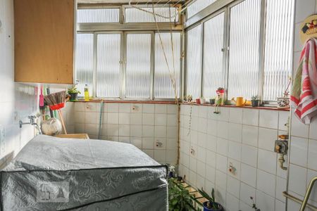 Apartamento à venda com 63m², 2 quartos e 1 vaga Apartamento à venda com 63m², 2 quartos e 1 vagaArea de Serviço