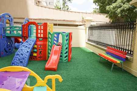Apartamento à venda com 94m², 3 quartos e 2 vagasÁrea Comum - Playground
