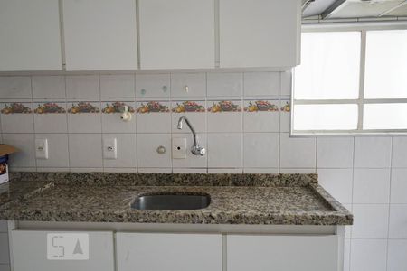 Apartamento à venda com 94m², 3 quartos e 2 vagasCozinha