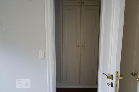 Apartamento à venda com 94m², 3 quartos e 2 vagasDetalhe