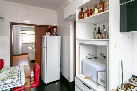 Apartamento à venda com 110m², 4 quartos e 2 vagasCozinha