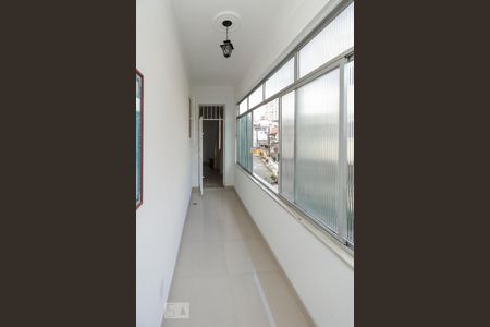 Apartamento para alugar com 90m², 3 quartos e sem vaga Apartamento para alugar com 90m², 3 quartos e sem vagaVaranda