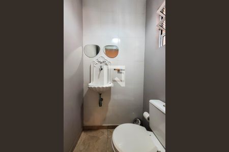 Lavabo de casa de condomínio à venda com 3 quartos, 157m² em Vila Santo Estéfano, São Paulo