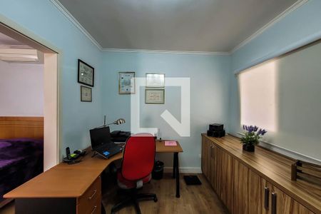 Casa de condomínio à venda com 157m², 3 quartos e 2 vagasCloset da suíte