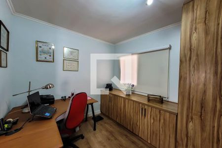 Casa de condomínio à venda com 157m², 3 quartos e 2 vagasCloset da suíte