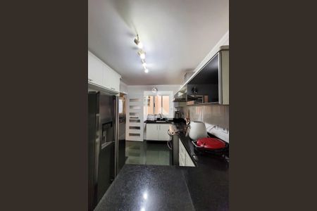 Casa de condomínio à venda com 157m², 3 quartos e 2 vagasCozinha