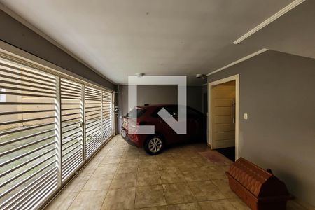 Casa de condomínio à venda com 157m², 3 quartos e 2 vagasGaragem