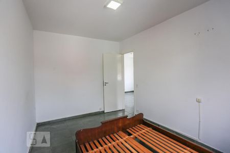 Quarto 1 de apartamento à venda com 2 quartos, 75m² em Jardim Ester, São Paulo