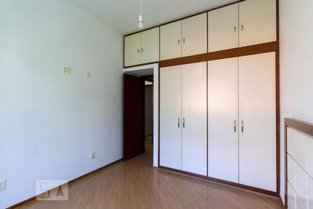 Quarto 1 de apartamento à venda com 2 quartos, 70m² em Botafogo, Rio de Janeiro