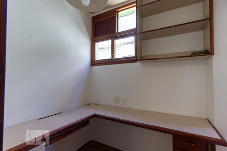 Apartamento à venda com 70m², 2 quartos e 1 vaga Apartamento à venda com 70m², 2 quartos e 1 vagaEscritório Quarto 2