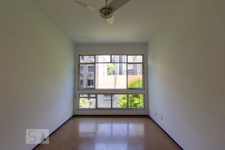 Sala de apartamento à venda com 2 quartos, 70m² em Botafogo, Rio de Janeiro