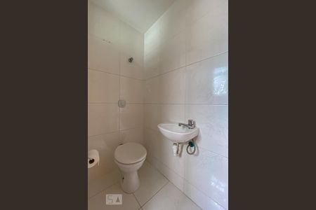 Apartamento para alugar com 54m², 2 quartos e 1 vaga Apartamento para alugar com 54m², 2 quartos e 1 vagaBanheiro de Serviço