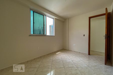 Quarto 1 de apartamento para alugar com 2 quartos, 54m² em Ramos, Rio de Janeiro