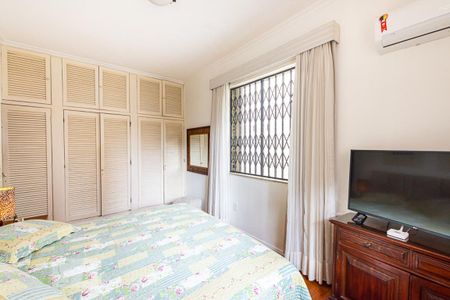 Casa à venda com 800m², 4 quartos e 4 vagasQuarto 3