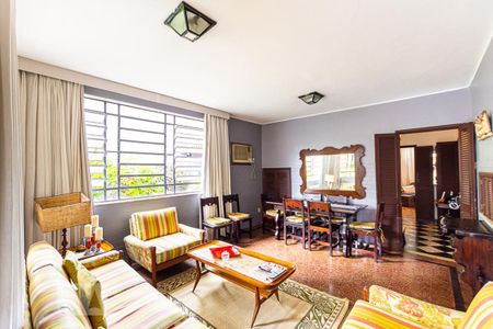 Casa à venda com 800m², 4 quartos e 4 vagascopa 