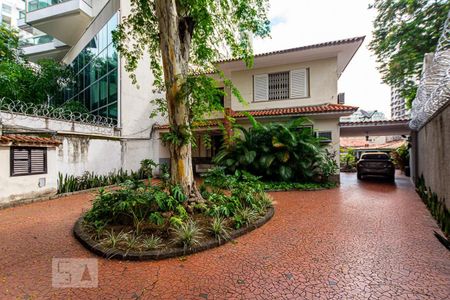 Casa à venda com 800m², 4 quartos e 4 vagasGaragem