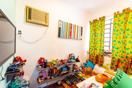 Casa à venda com 800m², 4 quartos e 4 vagasQuarto 