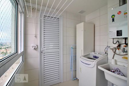 Apartamento à venda com 83m², 2 quartos e 2 vagasÁrea de Serviço