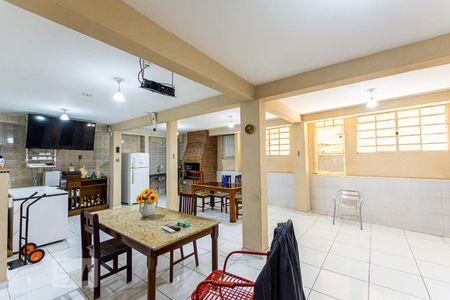 Casa à venda com 700m², 13 quartos e 3 vagas Casa à venda com 700m², 13 quartos e 3 vagasÁrea Gourmet