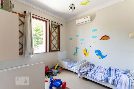 Casa à venda com 700m², 13 quartos e 3 vagas Casa à venda com 700m², 13 quartos e 3 vagasQuarto