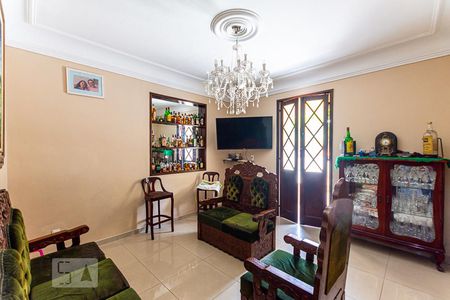 Sala de casa à venda com 13 quartos, 700m² em São Domingos, Niterói