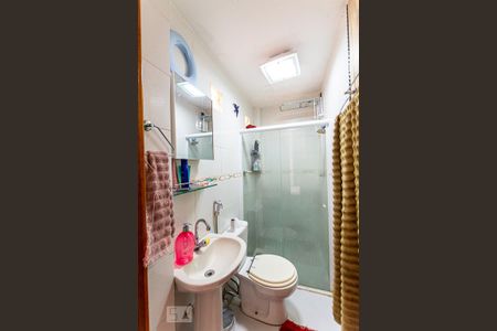 Casa à venda com 700m², 13 quartos e 3 vagas Casa à venda com 700m², 13 quartos e 3 vagasBanheiro