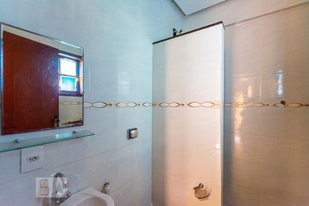 Casa à venda com 700m², 13 quartos e 3 vagas Casa à venda com 700m², 13 quartos e 3 vagasBanheiro