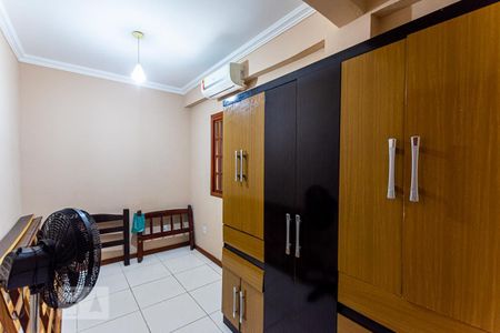 Casa à venda com 700m², 13 quartos e 3 vagas Casa à venda com 700m², 13 quartos e 3 vagasQuarto