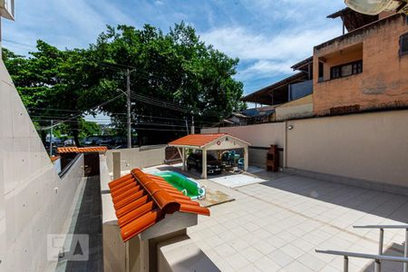Casa à venda com 700m², 13 quartos e 3 vagas Casa à venda com 700m², 13 quartos e 3 vagasÁrea Externa