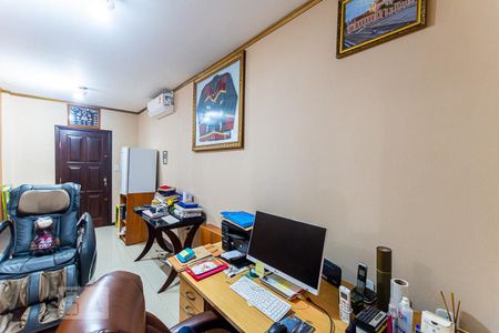 Casa à venda com 700m², 13 quartos e 3 vagas Casa à venda com 700m², 13 quartos e 3 vagasQuarto