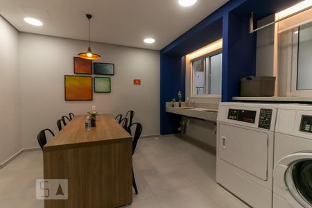 Studio para alugar com 25m², 1 quarto e sem vagaÁrea comum - Piscina