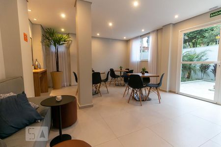 Studio para alugar com 25m², 1 quarto e sem vagaÁrea comum - Salão de festas