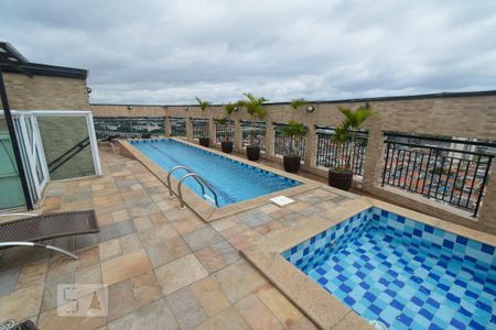 Apartamento para alugar com 70m², 3 quartos e 1 vagaÁrea comum - Piscina