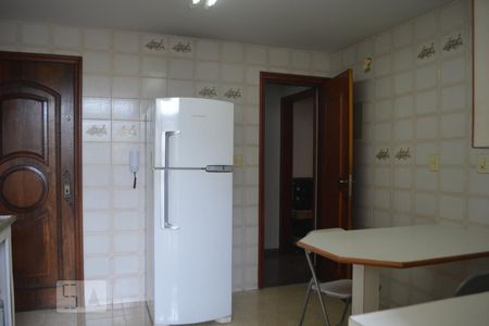 Apartamento para alugar com 140m², 3 quartos e 2 vagasCozinha