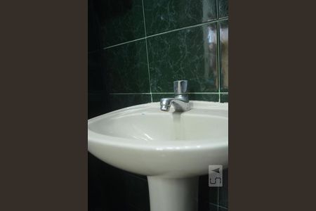 Apartamento para alugar com 140m², 3 quartos e 2 vagasBanheiro de Serviço