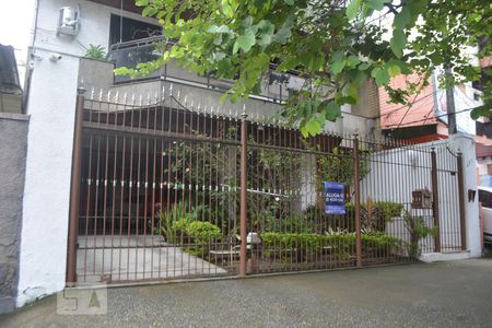 Apartamento para alugar com 140m², 3 quartos e 2 vagasFachada