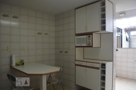 Apartamento para alugar com 140m², 3 quartos e 2 vagasCozinha