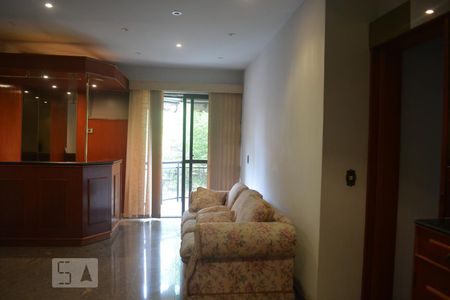 Sala de Estar de apartamento para alugar com 3 quartos, 140m² em Jardim Carioca, Rio de Janeiro
