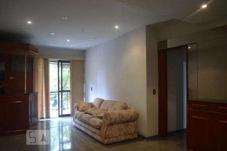Sala de Estar de apartamento para alugar com 3 quartos, 140m² em Jardim Carioca, Rio de Janeiro