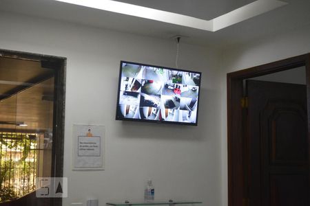 Apartamento para alugar com 140m², 3 quartos e 2 vagasHall