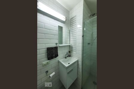 Banheiro de kitnet/studio à venda com 1 quarto, 30m² em Liberdade, São Paulo